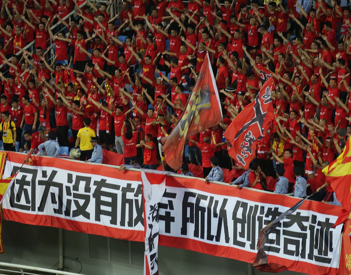 女足国家队迎战强敌，敢于拼搏