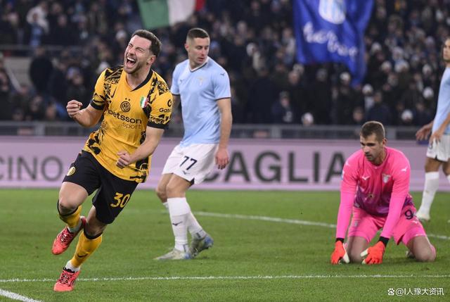 包含拉齐奥轻松击败对手，势不可挡的词条