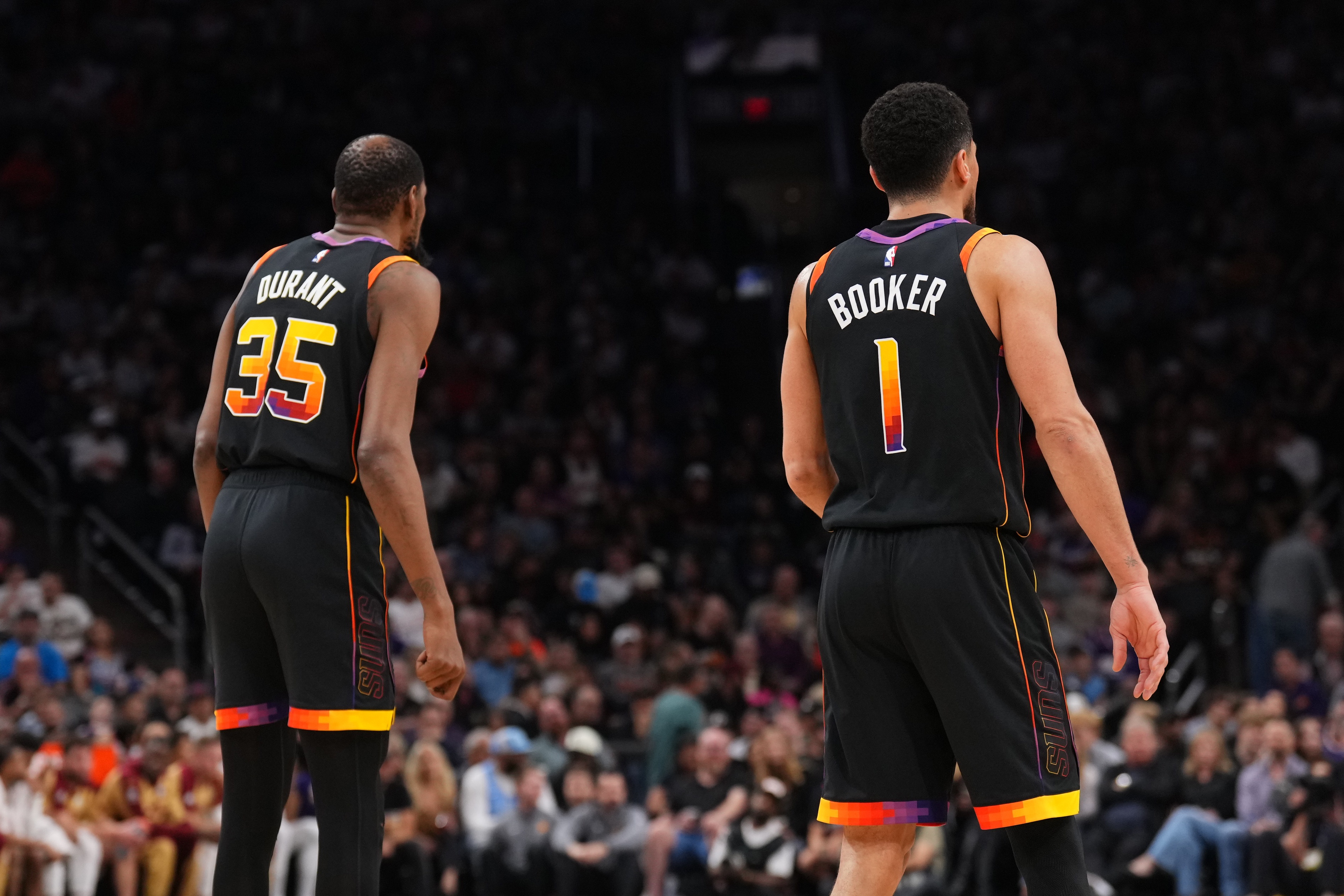 太阳击败马刺，终结连胜