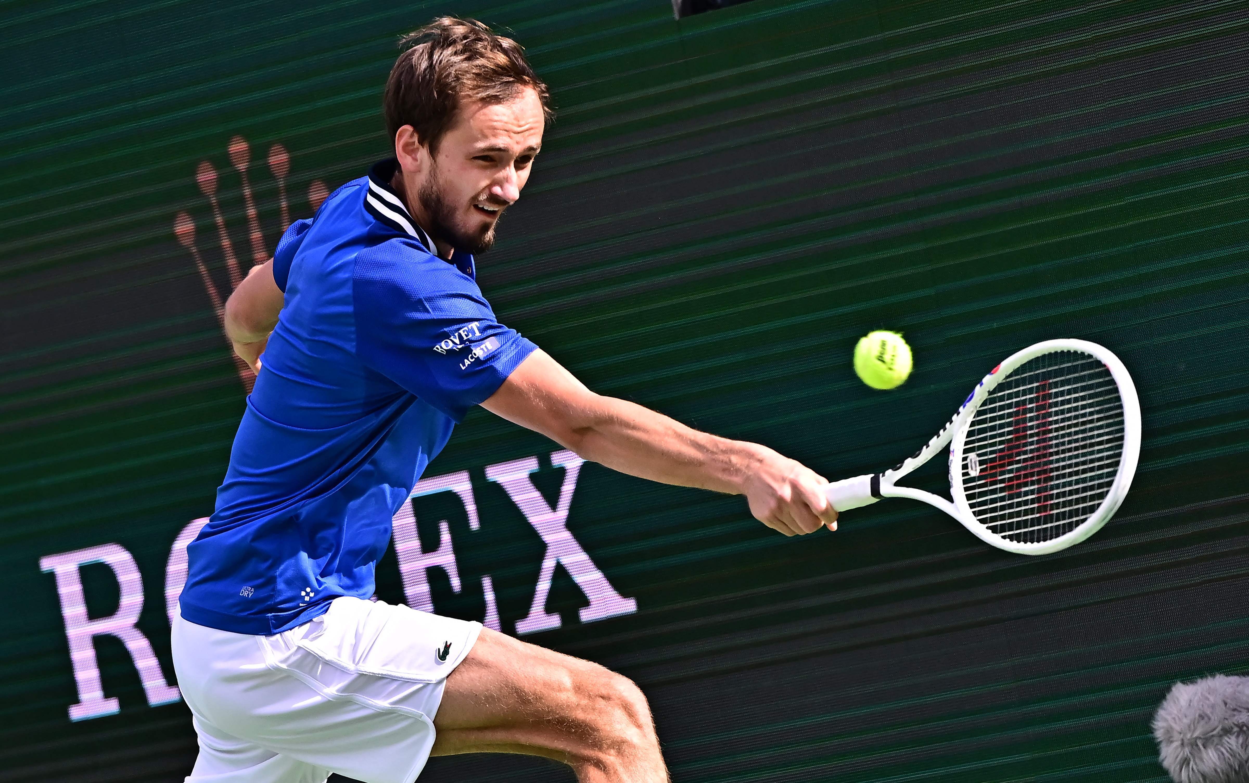 西班牙网球队完胜欧洲网球队，梅德韦杰夫送出助攻的简单介绍