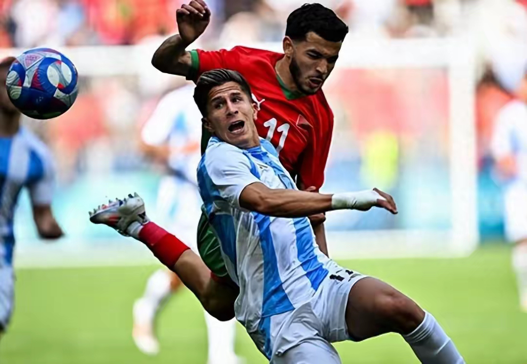 塞维利亚客场战胜劲旅，球队士气大涨