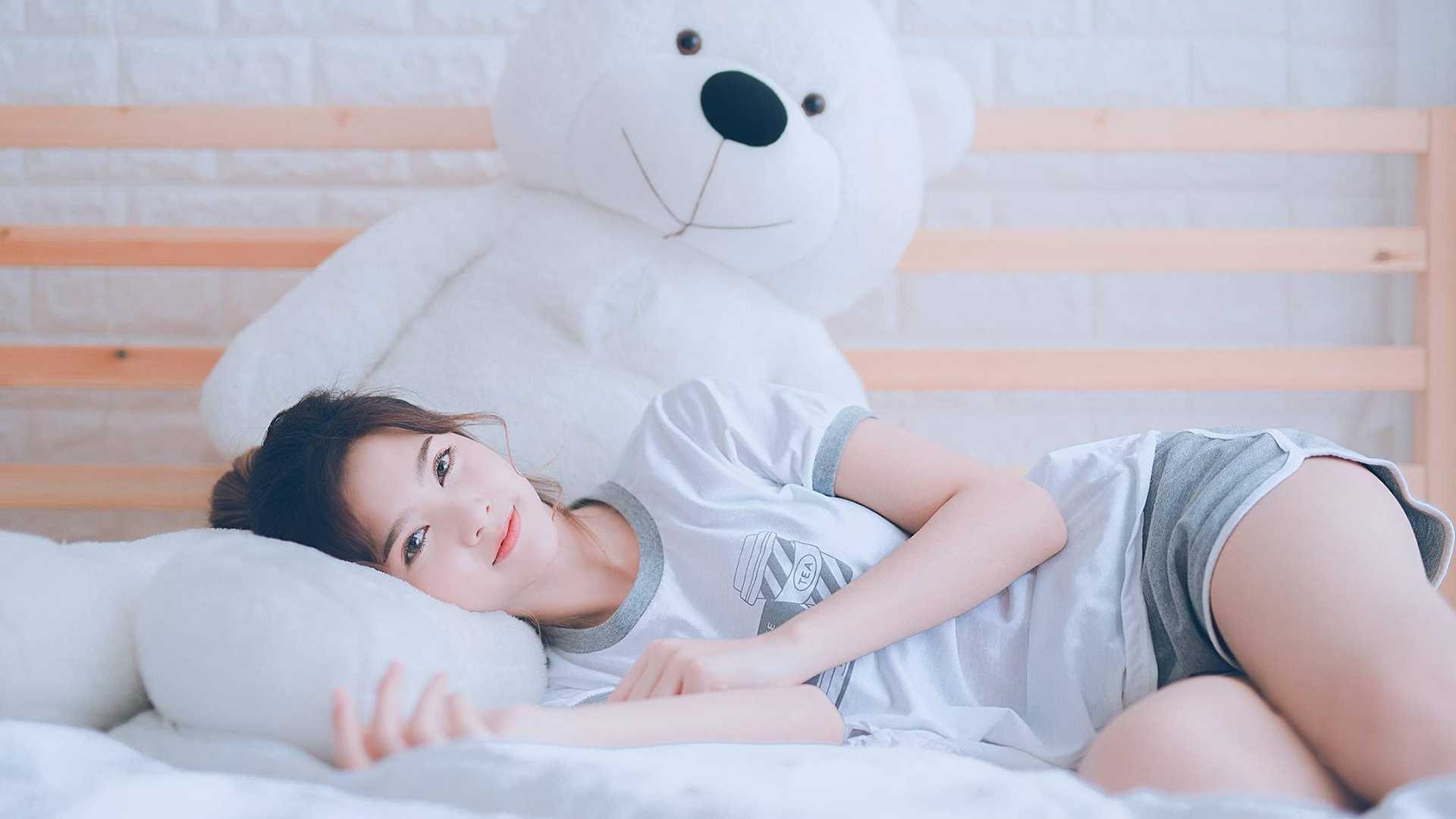 伊萨克闪耀全场难挽败局,莱比锡红牛战术致威力克挪威劲旅