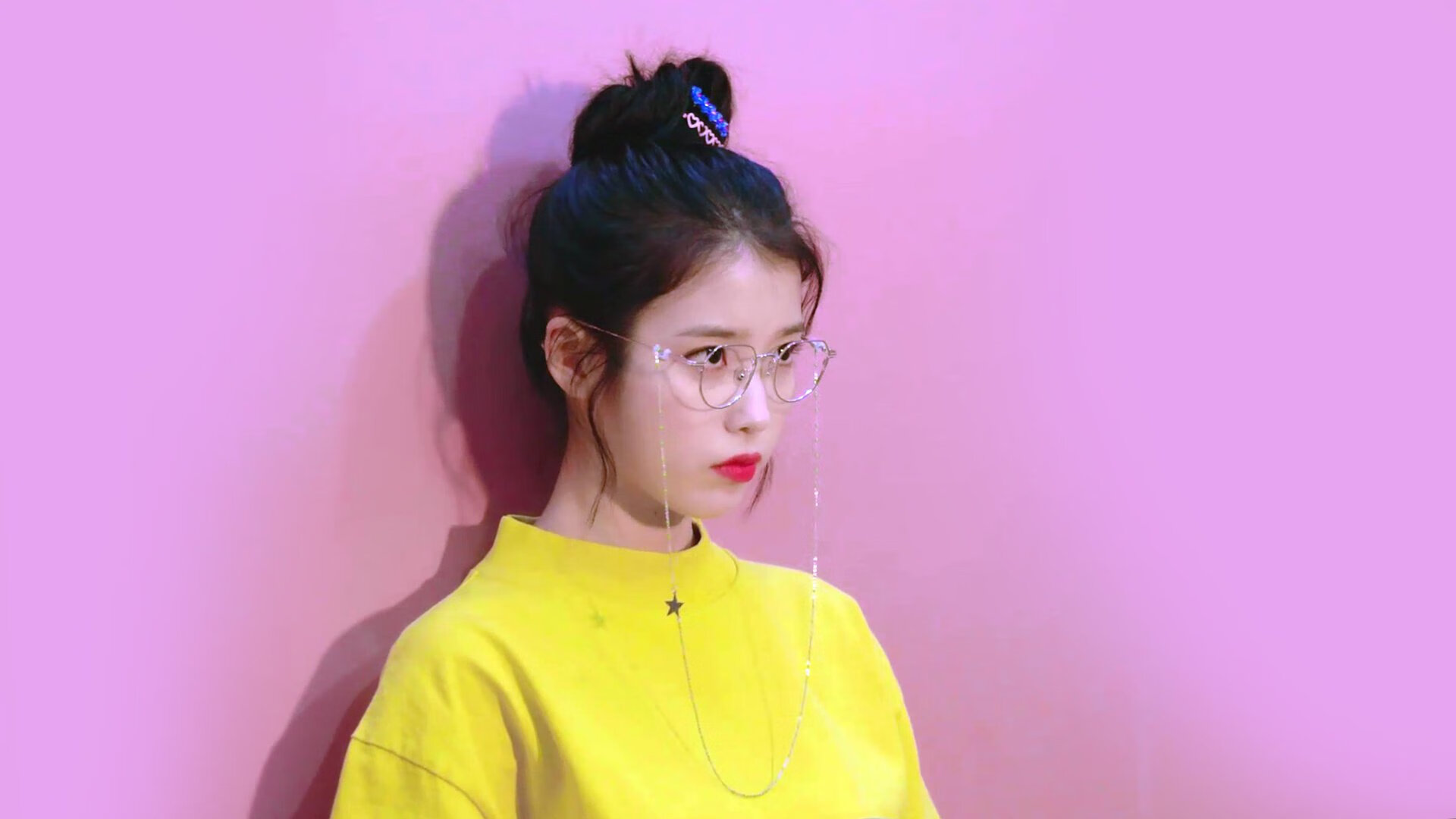 孟菲斯夜空下的芝加哥闪电，霍勒迪关键表演引领公牛取胜