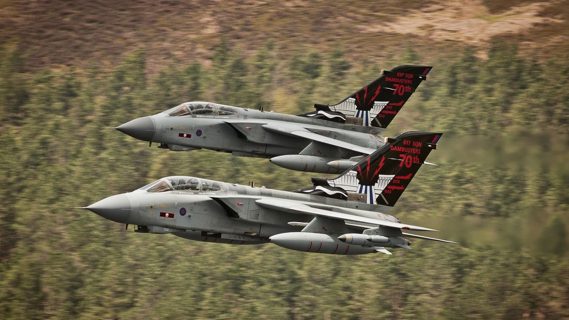 开云下载-惊天逆转!魔术淘汰赛过关广东队,德罗赞化身关键先生