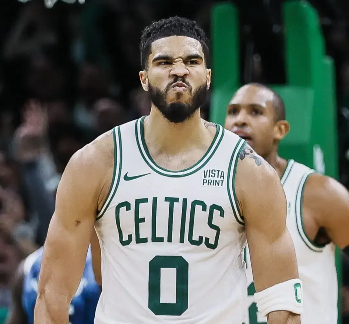 深圳队碾压步行者，爱德华兹成为关键先生