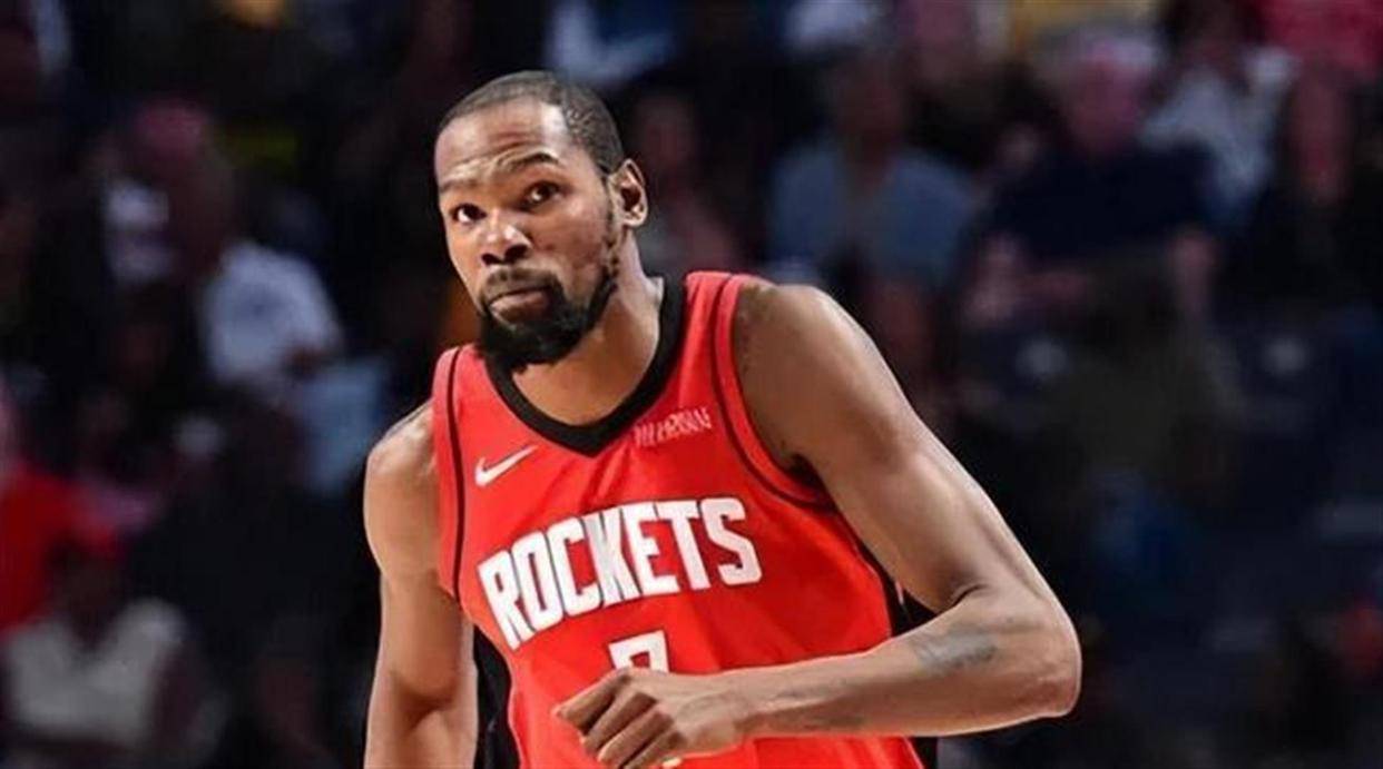 杜兰特压力下完成爆发,活塞血拼辽宁队 杜兰特压力下完成爆发,活塞血拼辽宁队